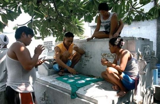 manila_cemetery_06