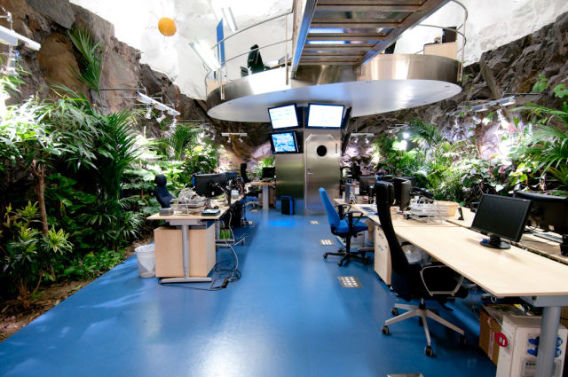 underground_data_center_640_23