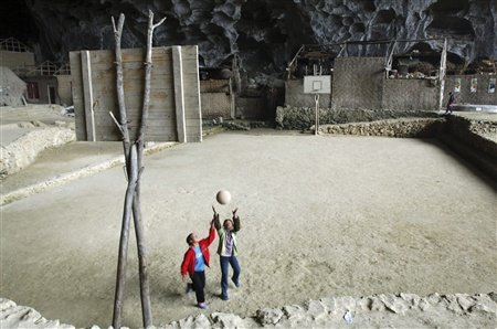 Cave-school3