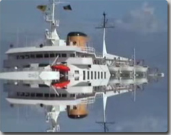 CGが作り出す、スペースーシップ（宇宙船）の近未来的映像