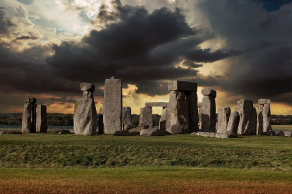 stonehenge-2116019_640_e