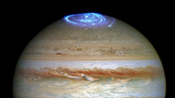 木星ビューティフル！木星の北極圏に渦巻く巨大オーロラ