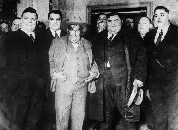 かつてアメリカには太っていることを謳歌する結社があった。「ファットマンズクラブ」の歴史