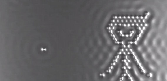 原子の動きを1億倍に拡大して描いた、世界一小さな動画「A Boy and His Atom」