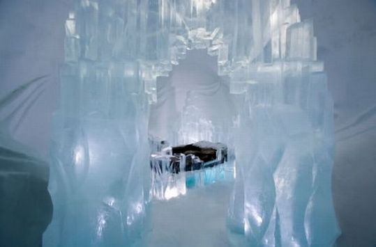 ice_hotel_05