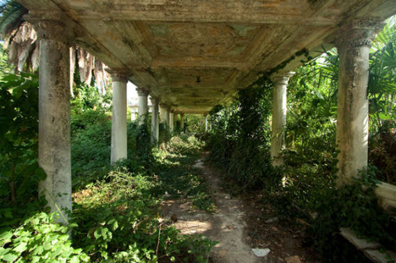 a_paradise_that_640_14