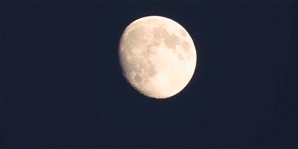 月が恥ずかしいっつってるからやめたげて！ニコンのコンパクトデジタルカメラ「COOLPIX P900」の性能やばす！月のクレーターまで赤裸々に！