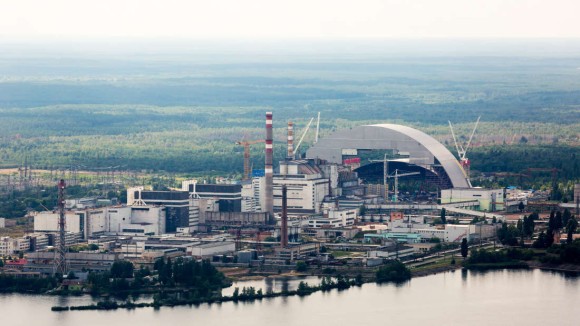 チェルノブイリ原子力発電所事故跡地に建設されることになった大規模太陽光発電パーク