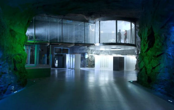 underground_data_center_640_11