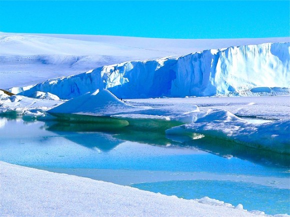 icebergs-429139_640_e