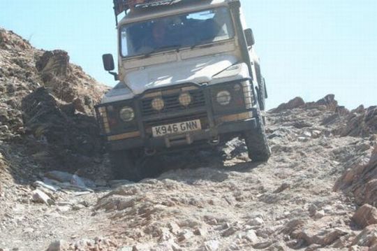 most_dangerous_roads_in_the_world_29
