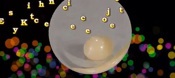 夏休みわくわく実験：生卵から弾むボールを作る簡単な方法