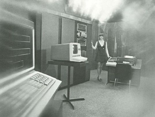 retro_office_23