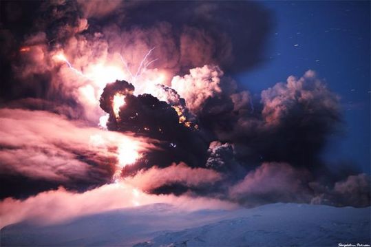 this_volcano_has_640_09