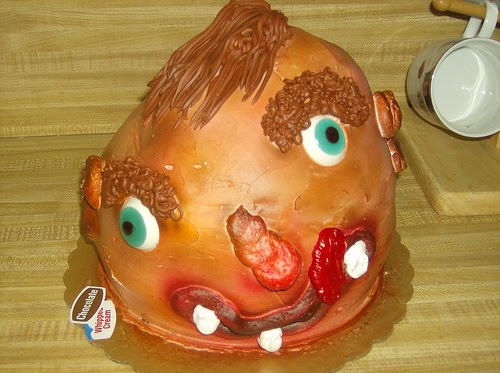 creepy halloween cake (7)