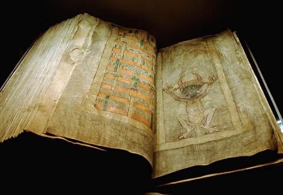 悪魔が書いた聖書。中世最大の写本「ギガス写本」