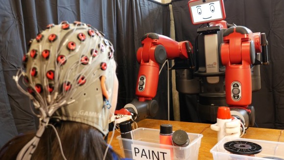 脳波で動きを制御する人型ロボット「バクスター」が爆誕（米研究）