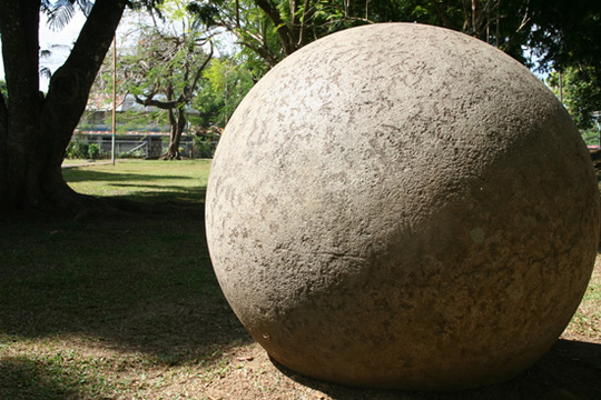 Costa-Rica-stone-spheres4