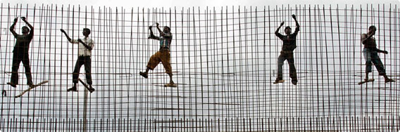 安全って何？勘と経験と度胸がすべてのハッピーＧＯラッキーな人々の画像集