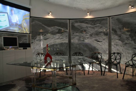 underground_data_center_640_26