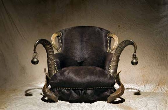 amazing-furniture-animal-03
