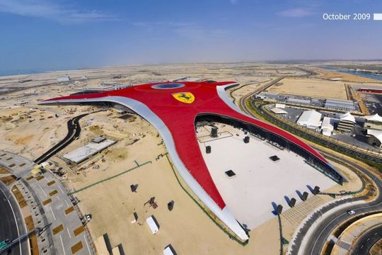 ferrari_theme_park_02