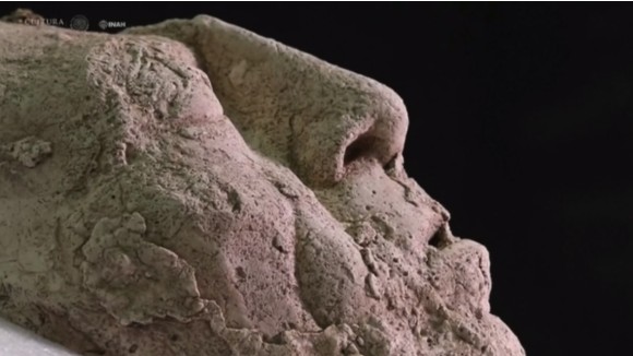 古代マヤ「パレンケの宇宙飛行士」との異名を持つパカル大王の仮面が発掘される（メキシコ）