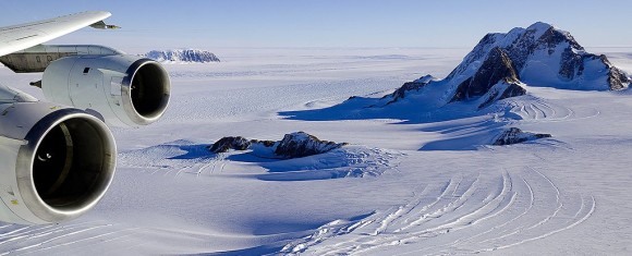 南極の氷床の下に隠されていた火山の数はなんと91！