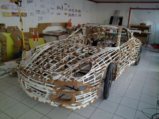 a_porsche_for_640_21