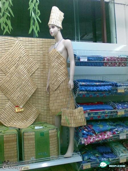 funny-china-supermarket-product-displays-10