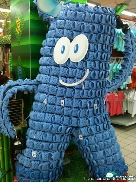 funny-china-supermarket-product-displays-11