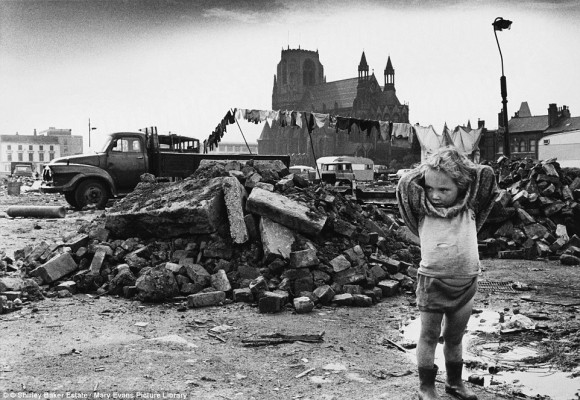 英マンチェスターのスラム街最後の日々の記録した写真