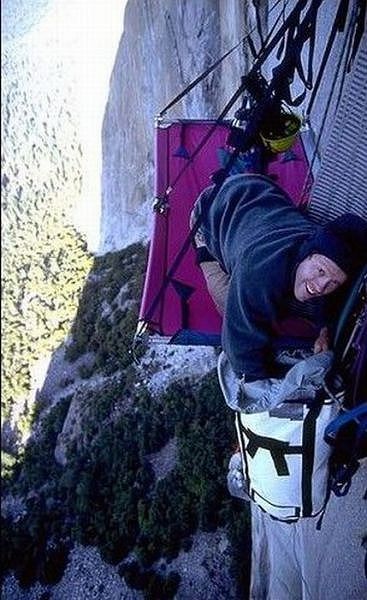 extreme_hanging_tents_640_20