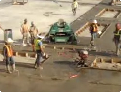 【動画】機械テロ？荒ぶりすぎ、暴走する作業機