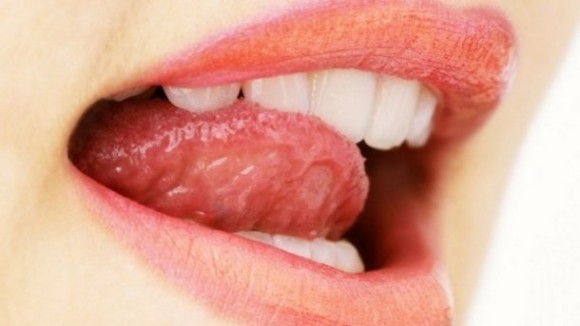 「舌は場所によって味の感じ方が違う」は誤りだった。舌の”味覚帯”はない。