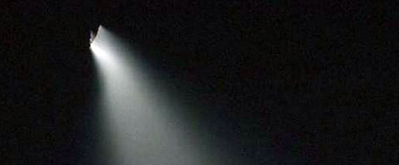 中国各地で5月13日、一斉に目撃された謎の発光飛行物体。その正体は？