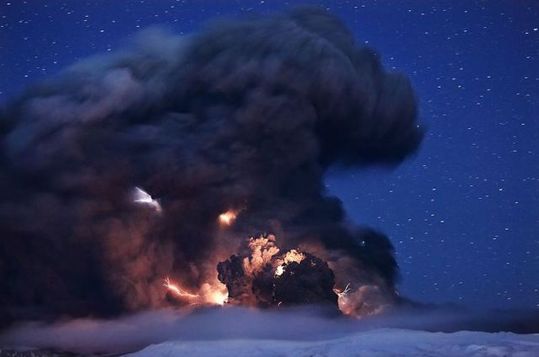 this_volcano_has_640_08