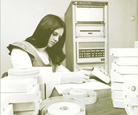 retro_office_13