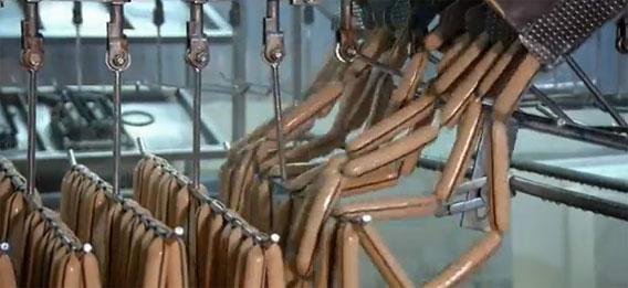 工場見学：ホットドッグ用ソーセージができるまで