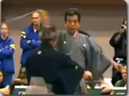 鎖鎌（くさりがま）VS日本刀