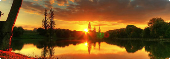 【動画】瞬きする間も惜しいこの美しさ、フランスの湖に浮かぶ雲、そして色めく空の光景（高画質）