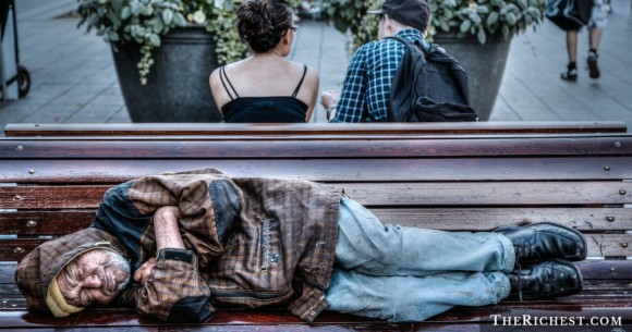 やはりギリシャもランクイン。ホームレスの多い世界の都市トップ15