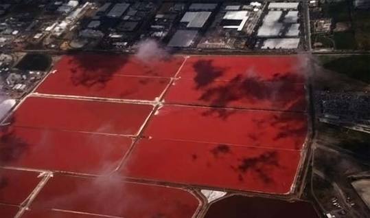 colored-salt-ponds-13