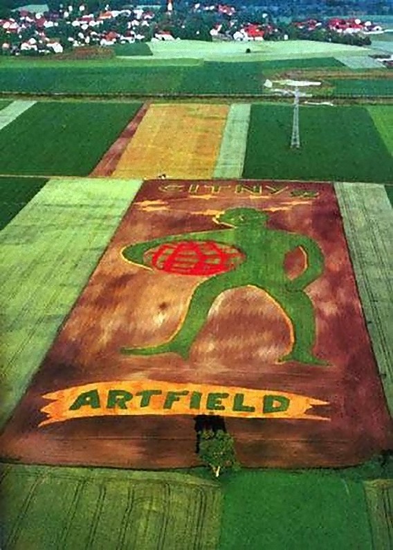 advertising_with_crop_circles_640_10_e