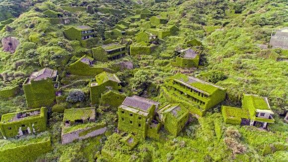 植物に侵食された神秘の廃村「後頭湾（ホウトウワン）」