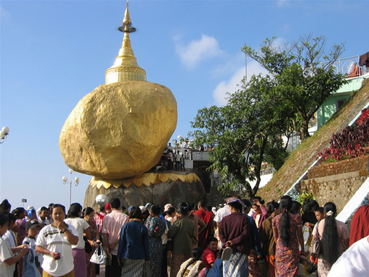 Golden-Rock