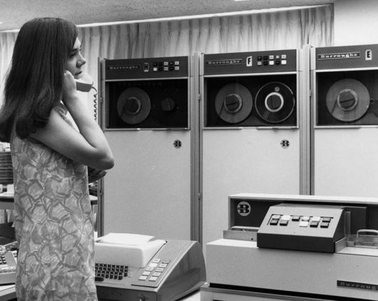 retro_office_05