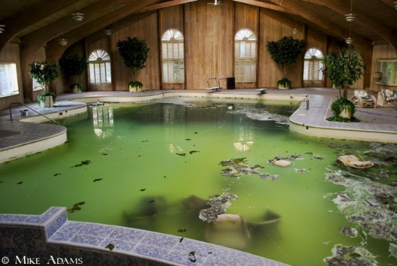 abandoned_mike_tyson_mansion_29