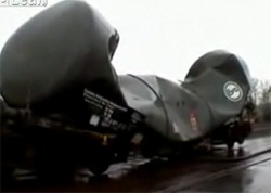 大気圧の恐怖。頑丈なタンクが一瞬にしてぺちゃんこに