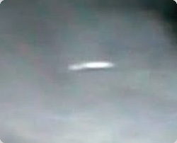 アイスランドの火山付近にUFO接近遭遇の怪